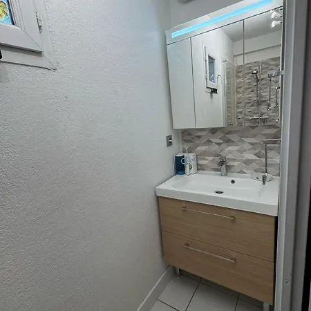 Holiday home Chez Francoise Saint-Saturnin-les-Avignon